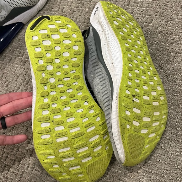 Men’s 8.5 Nike Men’s Infinity RN 4 running shoes - Picture 2 of 5